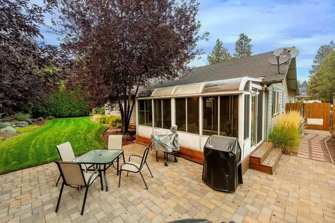 1903 SE Arborwood Avenue Bend OR 97702