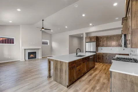 1108 NE Henry Drive Prineville OR 97754