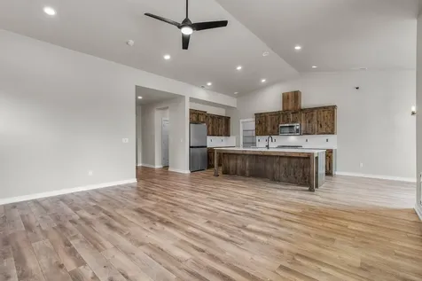 1108 NE Henry Drive Prineville OR 97754