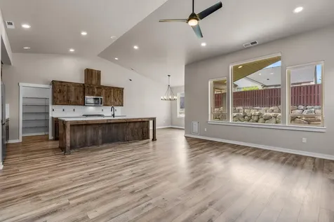 1108 NE Henry Drive Prineville OR 97754