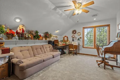 2315 Linnet Lane Redmond OR 97756