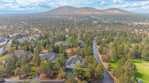 2315 Linnet Lane Redmond OR 97756