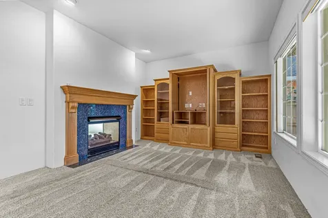 699 White Oak Avenue Central Point OR 97502