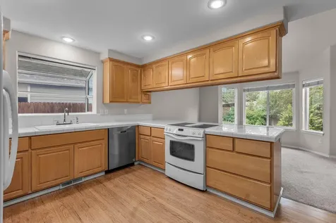 1932 SE Fairwood Drive Bend OR 97702