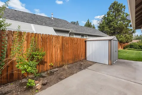 1932 SE Fairwood Drive Bend OR 97702