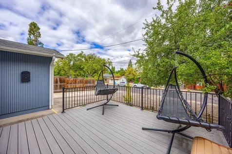 850 C Street Ashland OR 97520