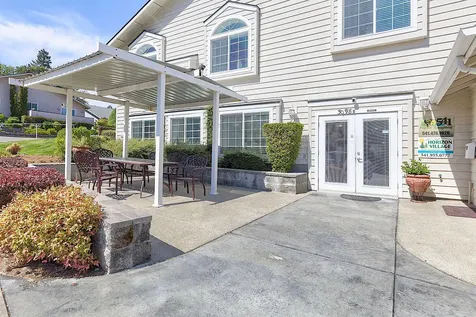 2028-2030 Duke Court Grants Pass OR 97527