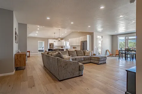 3808 Willow Springs Road Central Point OR 97502