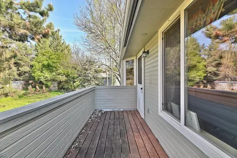 1224 N Modoc Avenue Medford OR 97504