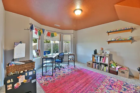 1224 N Modoc Avenue Medford OR 97504