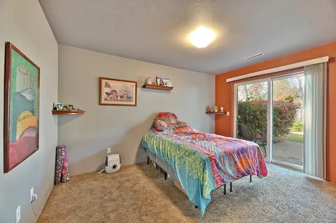 1224 N Modoc Avenue Medford OR 97504