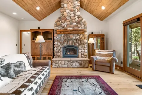 67025 Rock Island Lane Bend OR 97703