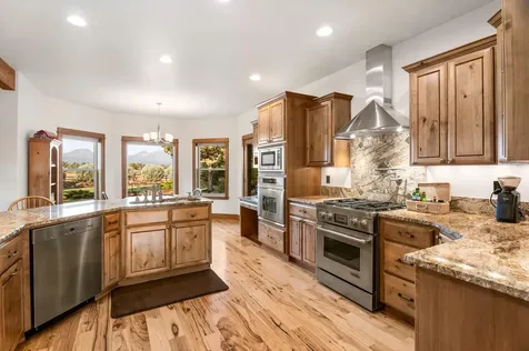 67025 Rock Island Lane Bend OR 97703