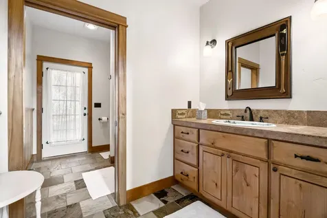 67025 Rock Island Lane Bend OR 97703