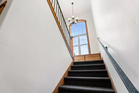 67025 Rock Island Lane Bend OR 97703