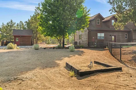 67025 Rock Island Lane Bend OR 97703