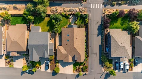 61120 Manhae Loop Bend OR 97702