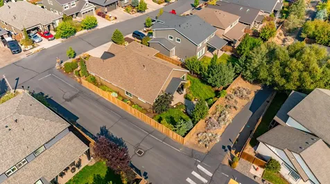 61120 Manhae Loop Bend OR 97702