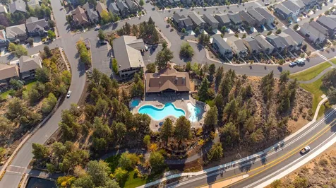 61120 Manhae Loop Bend OR 97702
