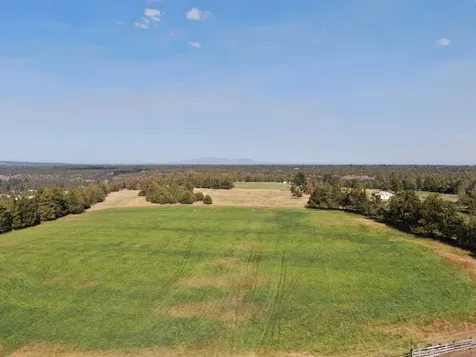 63850 Johnson Road Bend OR 97703