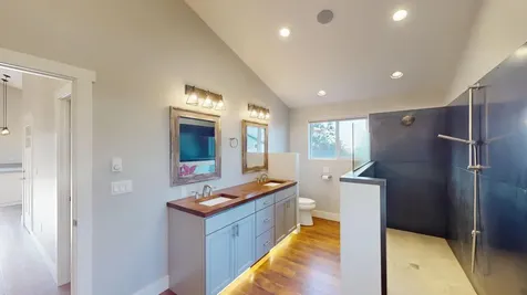 63850 Johnson Road Bend OR 97703