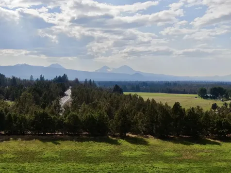 63850 Johnson Road Bend OR 97703