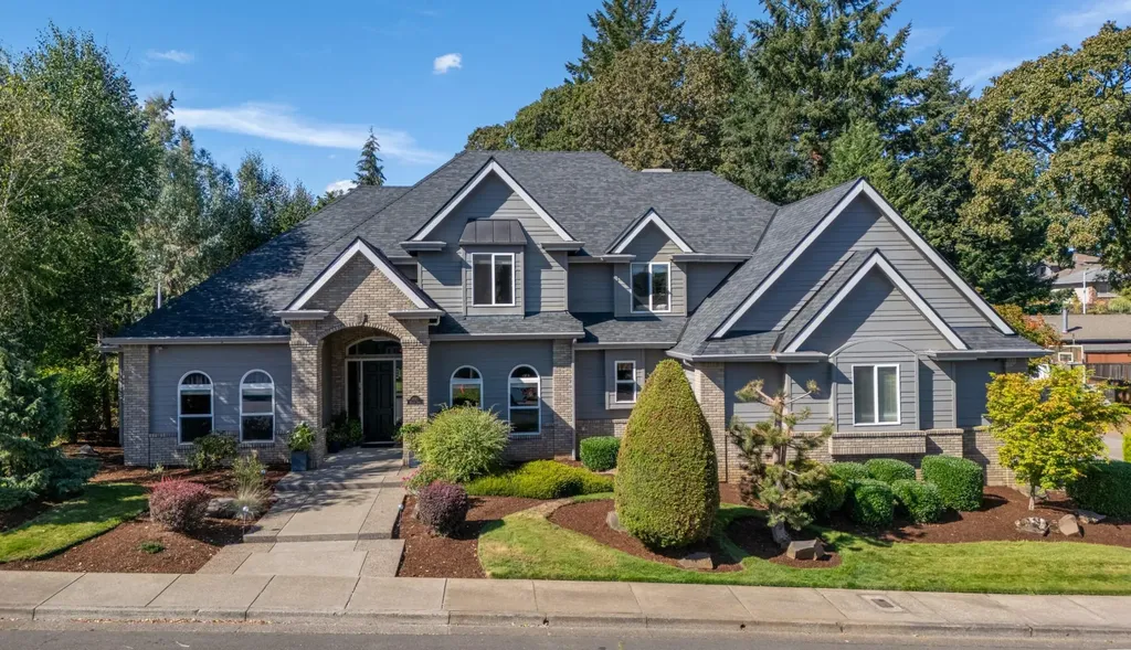 1777 Webster Drive SE Salem OR 97302