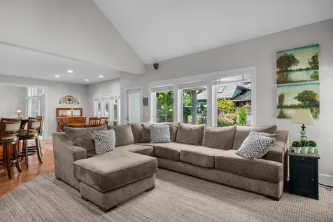 1777 Webster Drive SE Salem OR 97302