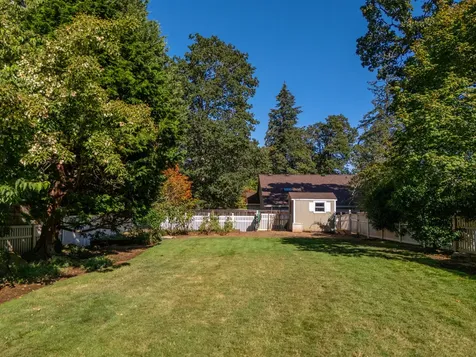 1777 Webster Drive SE Salem OR 97302