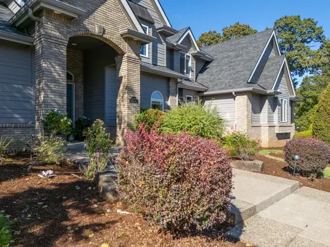 1777 Webster Drive SE Salem OR 97302