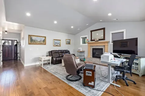 862 Sonoma Court Medford OR 97504