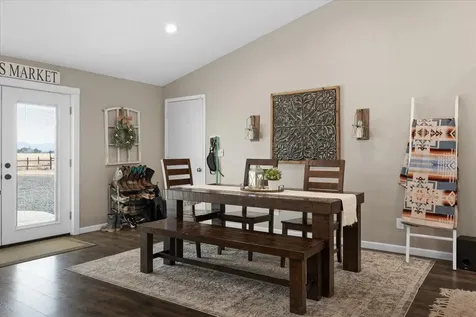 4398 Avenue H White City OR 97503
