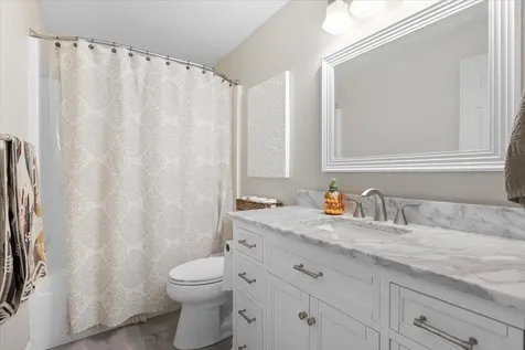 4398 Avenue H White City OR 97503
