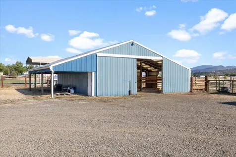 4398 Avenue H White City OR 97503