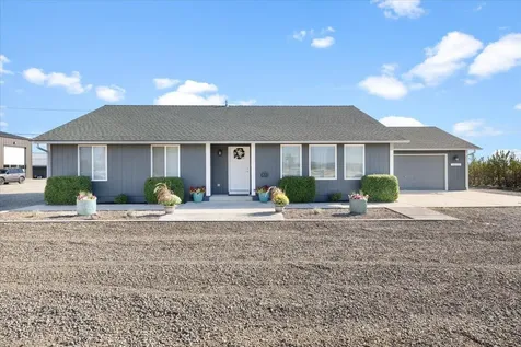 4398 Avenue H White City OR 97503