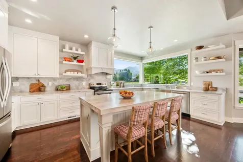 1550 Upper Applegate Road Jacksonville OR 97530