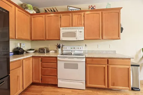 698 Mountain Avenue Central Point OR 97502
