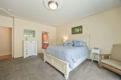 698 Mountain Avenue Central Point OR 97502