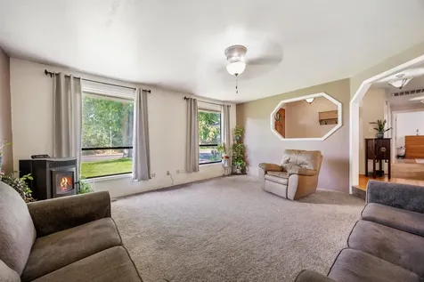 210 Arnwood Street Medford OR 97501