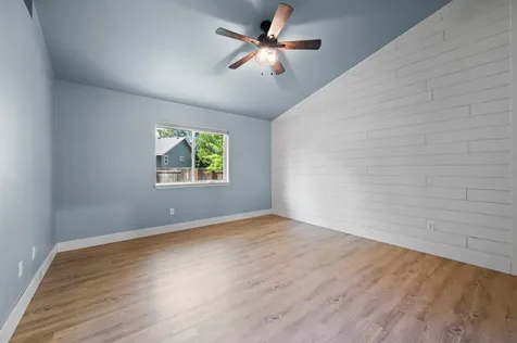 917 NW 21st Street Redmond OR 97756