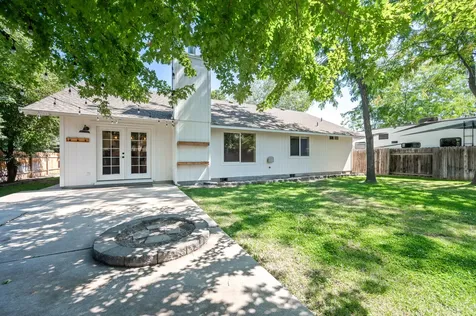 917 NW 21st Street Redmond OR 97756