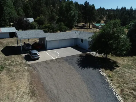 14923 Clover Creek Road Klamath Falls OR 97601