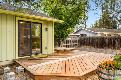60957 Amethyst Street Bend OR 97702