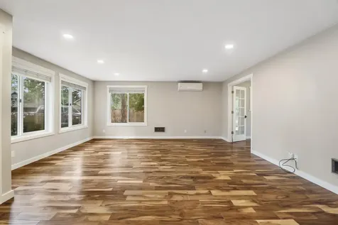 60957 Amethyst Street Bend OR 97702