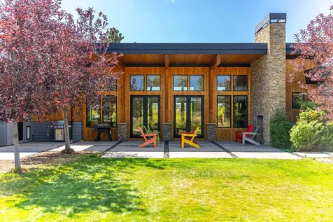 61672 Hosmer Lake Drive Bend OR 97702