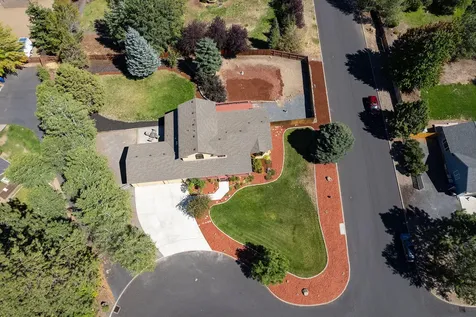 61280 Shannon Court Bend OR 97702