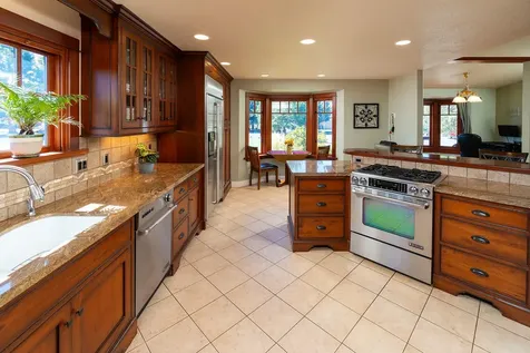 61280 Shannon Court Bend OR 97702