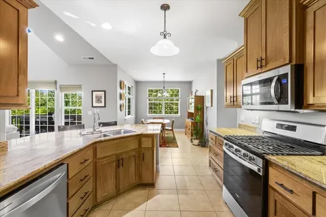 930 Bellview Avenue Ashland OR 97520