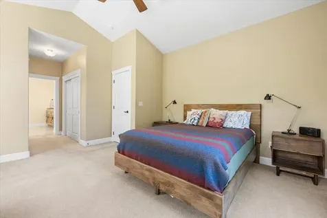 930 Bellview Avenue Ashland OR 97520