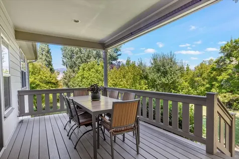 930 Bellview Avenue Ashland OR 97520